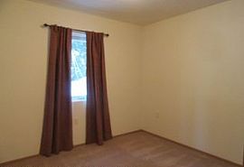 1260 Bobbet Ave, North Pole, Ak 99705 4 Beds 2 Baths 1,640 Sqf in North Pole, AK (Photo 3 of 12)