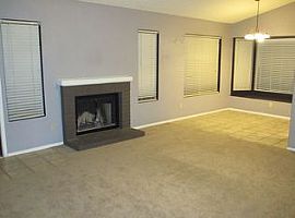 849 E Manor Dr, Chandler, Az 85225 3 Beds 2 Baths 1,250 Sqft in Chandler, AZ (Photo 4 of 10)