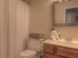 3984 Westbrook Dr, Lexington, Ky 40514 (747) 444-3766 in Lexington, KY (Photo 8 of 10)