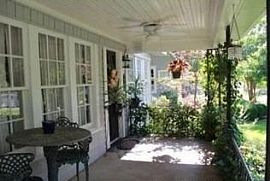 651 Unadilla St, Shreveport, La 71106 3 Beds 1 Bath 1,850 Sqft in Shreveport, LA (Photo 4 of 9)