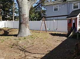 33 Main Bayway, Toms River, Nj 08753 3 Beds 1 Bath 1,100 Sqft in Toms River, NJ (Photo 6 of 9)