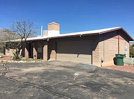 4950 N Kolb Rd, in Tucson, AZ (Photo 2 of 11)