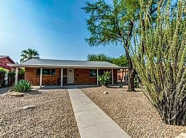 4740 E 9th St, in Tucson, AZ