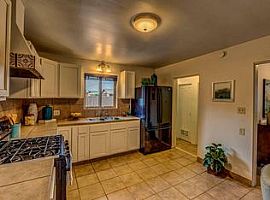 4740 E 9th St, in Tucson, AZ (Photo 7 of 12)