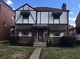 A Beautiful 3 Bedroom Apartment, with 2 Bathrooms in Ambridge, PA