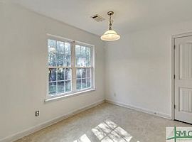  128a Fontenot Dr, Savannah, Ga 31405  in Savannah, GA (Photo 5 of 9)