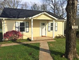 700 Sumter St, Greenville Rent 550 Deposit 550 Total 1100 in Greenville, SC