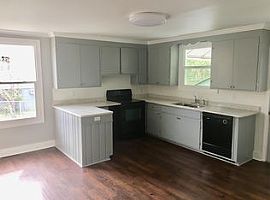 8 11th St, Greenville, Sc Rent 550 Deposit 550 Total 1100 in Greenville, SC (Photo 8 of 8)