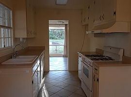 4354 Knob Hill Dr, Mobile, Al 36693 in Mobile, AL (Photo 11 of 12)