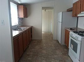 516 Railroad St, Chester, Wv 26034 in Chester, WV (Photo 2 of 7)