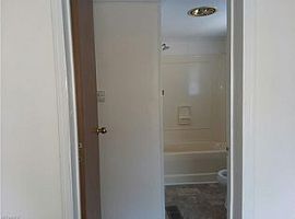 516 Railroad St, Chester, Wv 26034 in Chester, WV (Photo 4 of 7)