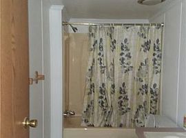 516 Railroad St, Chester, Wv 26034 in Chester, WV (Photo 5 of 7)