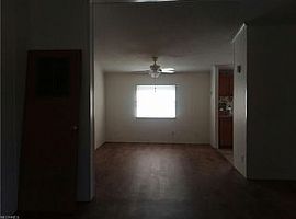 516 Railroad St, Chester, Wv 26034 in Chester, WV (Photo 6 of 7)