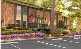 One- Two- and Three-Bedroom Apartments That Can Come Furnished in Mobile, AL