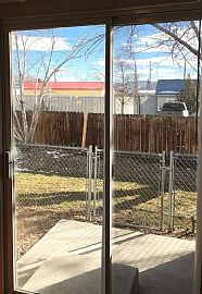 2 Bedrooms and a Full Bathroom Upstairs,Clean and Close to Work in Carson City, NV (Photo 6 of 9)