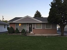  551 N Wisconsin Ave, Villa Park, Il 60181 3 Beds 2 Baths 1,500 in Villa Park, IL