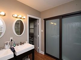 A Beautiful 3 Bedroom Apartment, with 2 Bathrooms in Austin, TX (Photo 8 of 12)