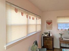 537 Edgecrest Cir, Homewood, Al 35209 in Homewood, AL (Photo 5 of 7)