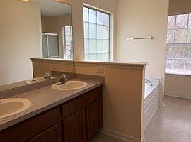  167 Brass Oak Dr, Madison, Al 35758 4 Beds 3 Baths  in Madison, AL (Photo 5 of 6)