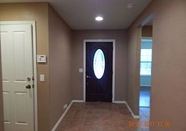 616 Planters Pass, Schert Rent 1000 Deposot 1000 in Schertz, TX (Photo 5 of 9)