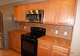 616 Planters Pass, Schert Rent 1000 Deposot 1000 in Schertz, TX (Photo 9 of 9)