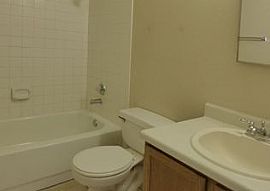 9046 Ryelle, San Antonio, Rent 700 Deposit 700 Total 1400 in San Antonio, TX (Photo 4 of 8)