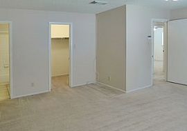 9046 Ryelle, San Antonio, Rent 700 Deposit 700 Total 1400 in San Antonio, TX (Photo 5 of 8)