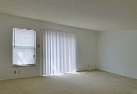 9046 Ryelle, San Antonio, Rent 700 Deposit 700 Total 1400 in San Antonio, TX (Photo 7 of 8)