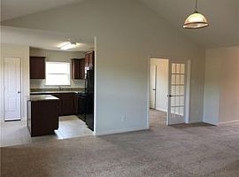 9215 Lone Cypress, Forney Rent 1000 Deposit 1000 Total 2000 in Forney, TX (Photo 6 of 10)