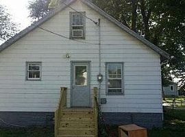 A Beautiful 3 Bedroom Apartment, with 1 Bathrooms in Fargo, ND (Photo 9 of 9)