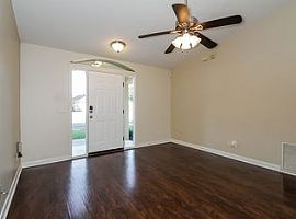 1661 New London St, North Rent 650 Deposit 650 Total 1300 in North Port, FL (Photo 4 of 8)