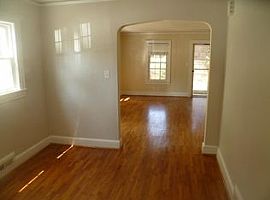  2216 Walker Ave, Greensboro, Nc 27403 2 Beds 1 Bath 1,100 Sqft in Greensboro, NC (Photo 4 of 10)
