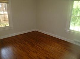  2216 Walker Ave, Greensboro, Nc 27403 2 Beds 1 Bath 1,100 Sqft in Greensboro, NC (Photo 6 of 10)
