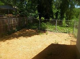  2216 Walker Ave, Greensboro, Nc 27403 2 Beds 1 Bath 1,100 Sqft in Greensboro, NC (Photo 9 of 10)