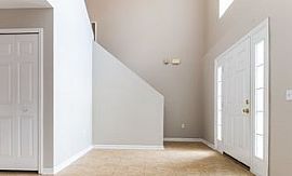  2461 Palmetto Ridge Cir, Apopka, Fl 32712 5 Beds 4 Baths in Apopka, FL (Photo 3 of 6)