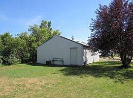 A Beautiful 3 Bedroom Apartment, with 2 Bathrooms in Halliday, ND (Photo 12 of 12)