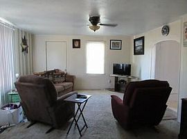 A Beautiful 3 Bedroom Apartment, with 2 Bathrooms in Halliday, ND (Photo 5 of 12)