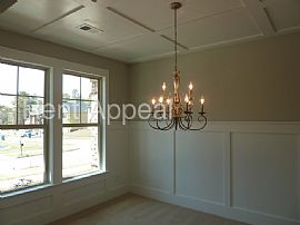 Single Family Home For Rent in Dacula, GA (Photo 3 of 12)