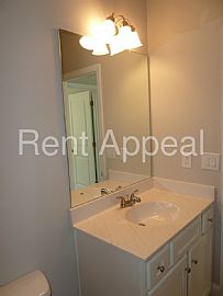 Single Family Home For Rent in Dacula, GA (Photo 8 of 12)