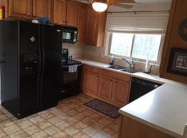 1651 Hampton Rd, Inman, Sc  Rent 550 Deposut 550 Total 1100 in Inman, SC (Photo 4 of 8)