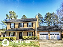 Single Family Home For Rent in Loganville, GA