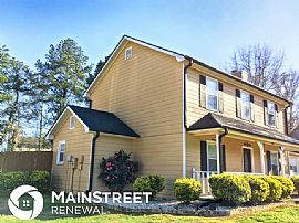 Single Family Home For Rent in Loganville, GA (Photo 2 of 9)