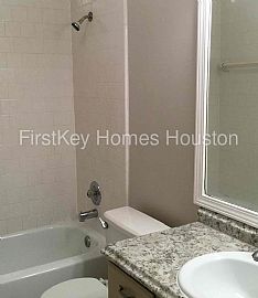 Single Family Home For Rent in Cypress, TX (Photo 5 of 8)