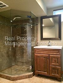 Single Family Home For Rent in Denver, CO (Photo 8 of 11)