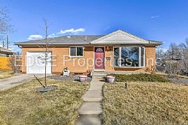 Single Family Home For Rent in Northglenn, CO