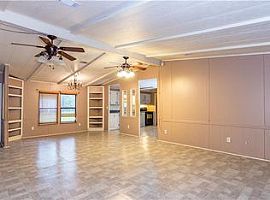 4905 Peeples Rd, Plant City, Fl 33565 in Plant City, FL (Photo 2 of 12)