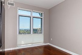 423 7th St Unit 408, Oakland, Ca 94607 2 Beds 1 Bath 1,185 Sqft in Pasadena, CA (Photo 2 of 12)