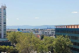 423 7th St Unit 408, Oakland, Ca 94607 2 Beds 1 Bath 1,185 Sqft in Pasadena, CA (Photo 3 of 12)