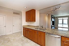423 7th St Unit 408, Oakland, Ca 94607 2 Beds 1 Bath 1,185 Sqft in Pasadena, CA (Photo 8 of 12)