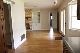 422 Coventry Ct, Shreveport, La 71115 4 Beds 2 Baths 1,900 Sqft in Shreveport, LA (Photo 8 of 12)